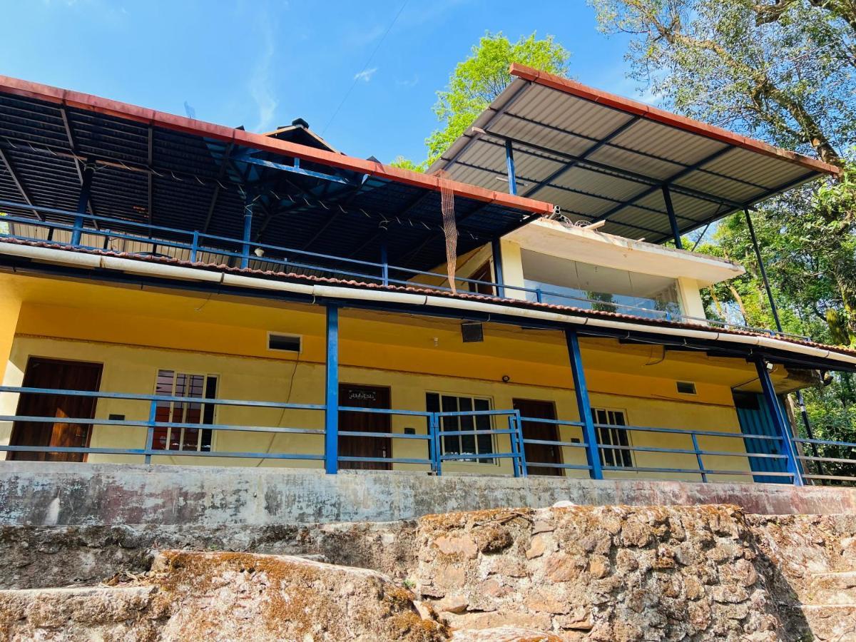 Cloud 9 Homestay Attigundi Esterno foto